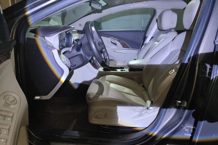 Used Buick LaCrosse 2013 2.4L SIDI Leading Comfort Version
