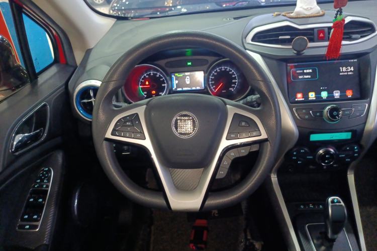 Used BYD Yuan New Energy 2018 EV360 Smart Connected Cool Model
