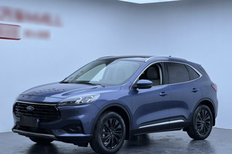 Used Ford Escape 2024 EcoBoost 245 Two-Wheel-Drive Titanium Edition