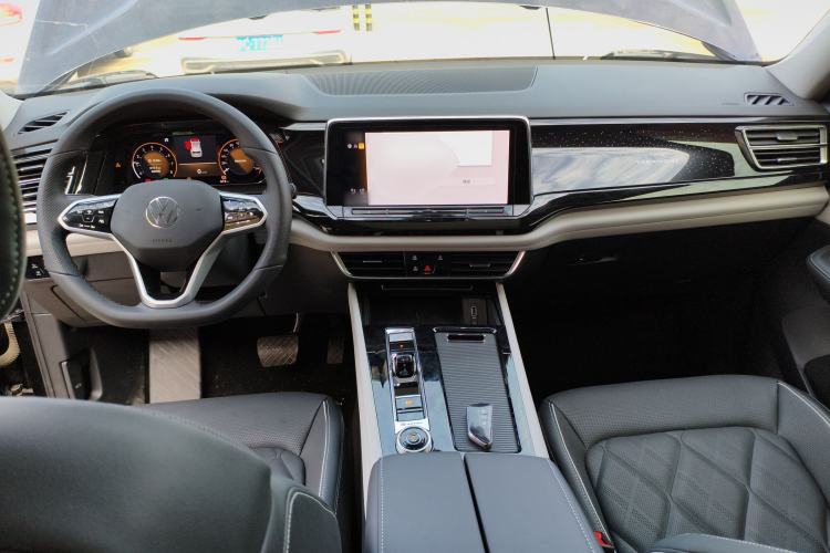 Used Volkswagen Teramont 2024 380TSI Four-Wheel Drive Longxiang Edition
