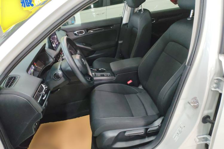 Used Honda Civic 2023 240TURBO CVT Dynamic · Center Stage Special Edition
