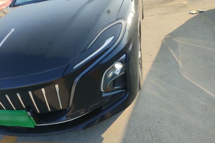 Used Hongqi E-QM5 2022 431 km Charge & Enjoy Edition
