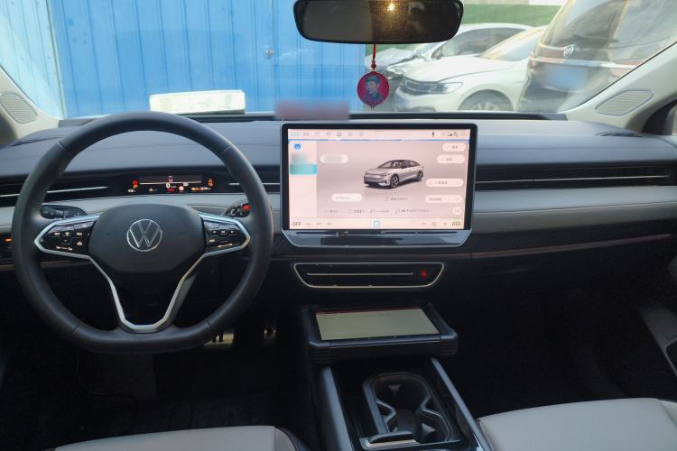 Used Volkswagen ID.7 VIZZION 2024 AIR model
