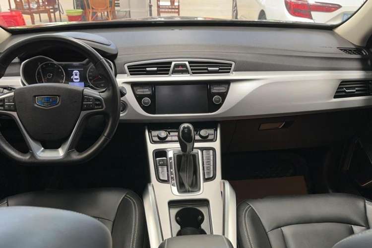 Used Geely Auto Emgrand X7 Sport 2016 1.8TD Automatic ZhiShang Model
