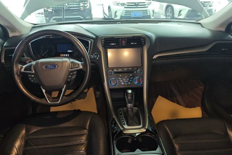 Used Ford Mondeo 2013 2.0L GTDi 200 Fashion Edition
