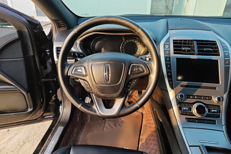 Used Lincoln MKZ 2019 2.0T Zunyue Edition China VI Standard
