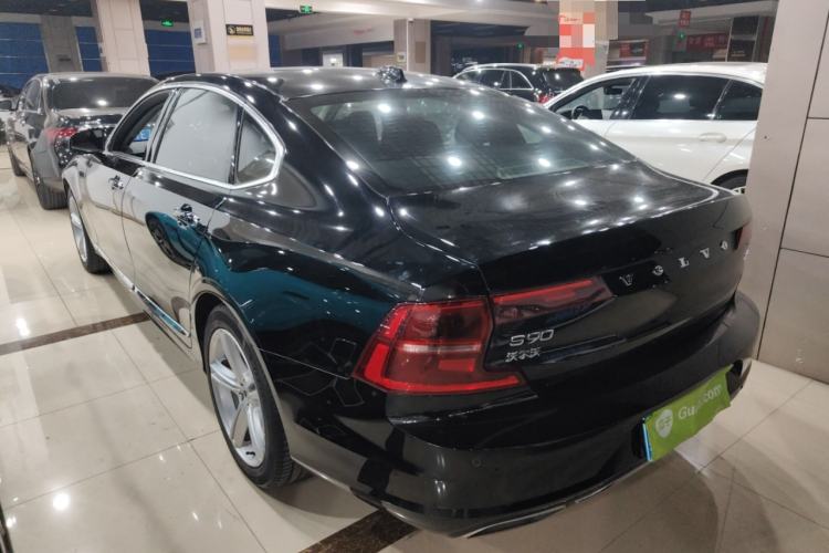Used Volvo S90 2019 T5 Zhiyi Edition

