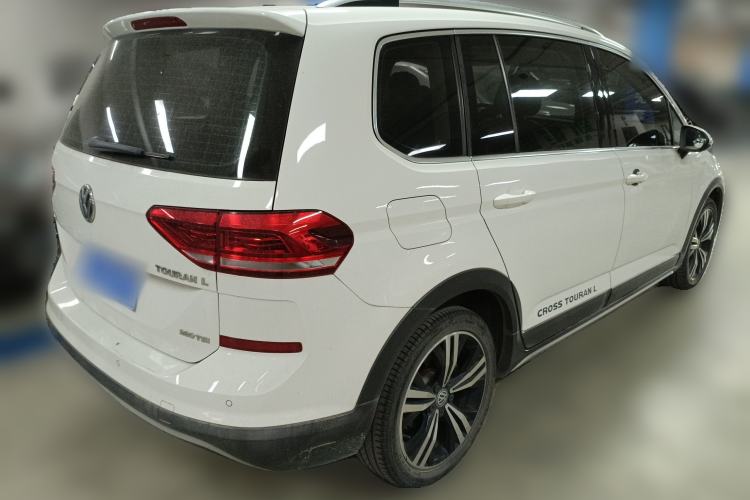 Used Volkswagen Touran 2018 Volkswagen Touran L 280TSI DSG Boundary Edition 7 Seats China V Emission Standard
