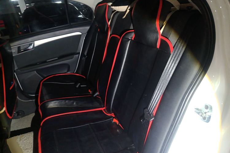 Used Roewe 350 2015 1.5L Manual Luxury Sunroof Edition