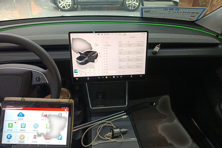 Used Tesla Model Y 2025 Rear-Wheel-Drive Version
