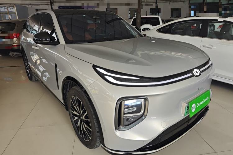 Used  Q07 2025 215 Flagship PLUS
