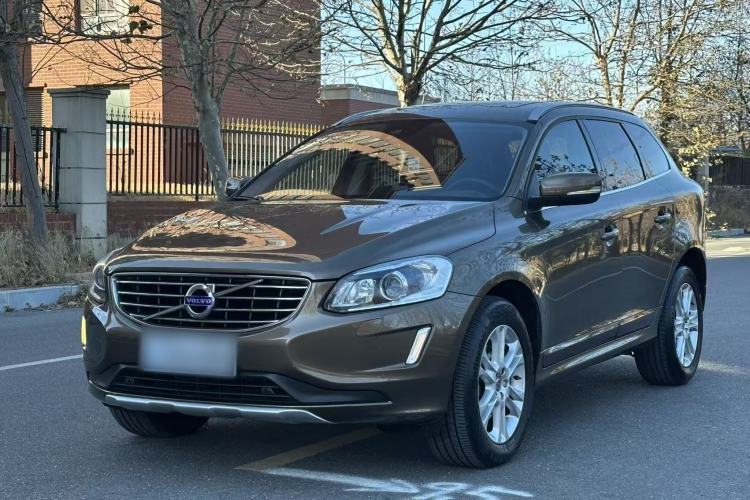 Used Volvo XC60 2016 T5 Smart Upgrade Model
