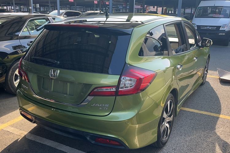 Used Honda Jade 2013 1.8L CVT Luxury Edition 5 seats
