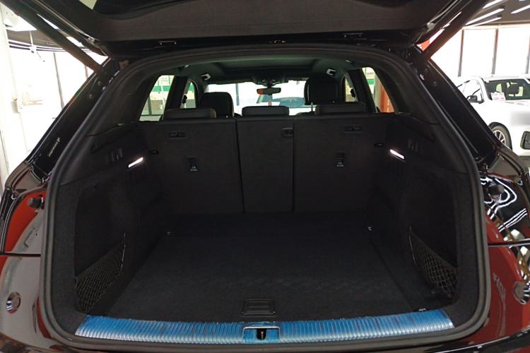 Used Audi Q5L 2023 45T Luxury Dynamic Model
