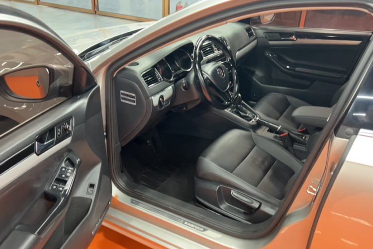 Used Volkswagen Sagitar 2015 1.6L Automatic Comfort Model