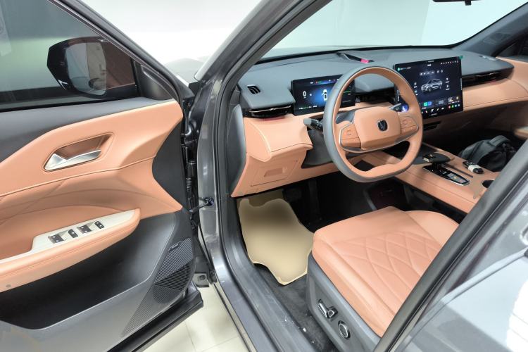 Used Changan UNI-Z New Energy 2024 Blue Whale Smart Electric iDD 125km Excellence Model