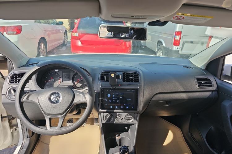 Used Volkswagen Polo 2014 1.4L Manual Fashion Edition