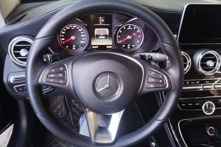 Used Mercedes-Benz C-Class 2017 Facelift C 200 L
