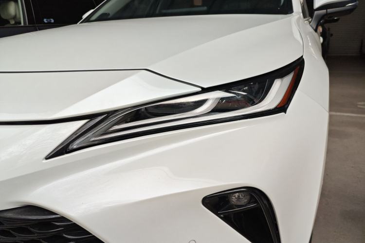 Used Toyota Venza 2023 2.0L CVT Two-Wheel Drive Prestige Version