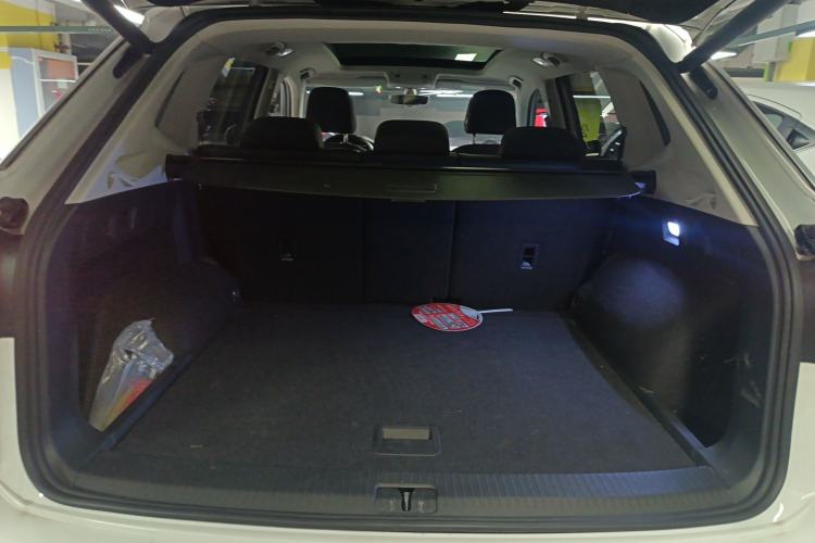 Used Volkswagen Tayron 2022 280TSI Two-Wheel Drive Luxury Smart Connectivity Version
