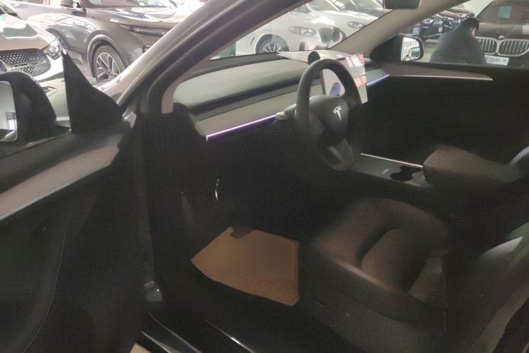 Used Tesla Model Y 2024 Rear-Wheel-Drive Version
