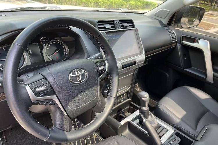 Used Toyota Prado 2018 3.5L Automatic TX-L with Rear-Mounted Spare Tire