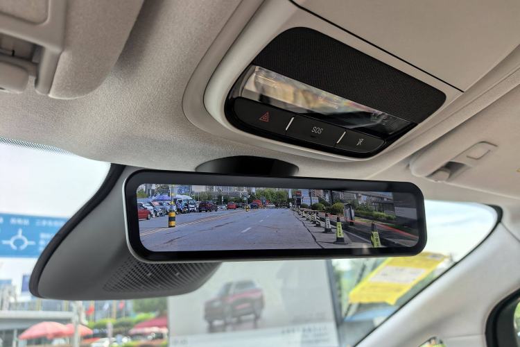 Used XPeng X9 2025 650 Long-Range Max
