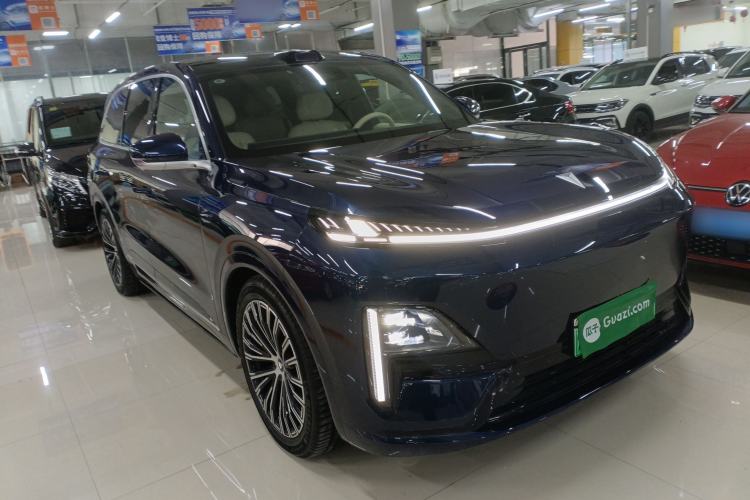 Used  S09 2025 Four-Wheel Drive Ultra+ Custom Edition
