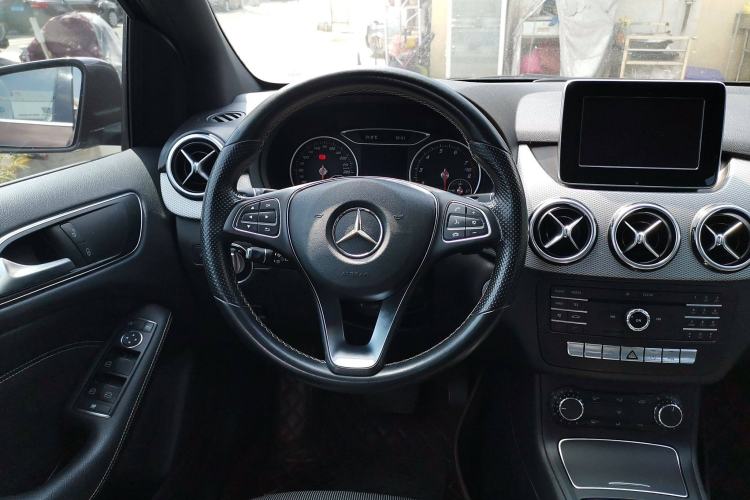 Used Mercedes-Benz B-Class 2015 B 200 Sport Edition