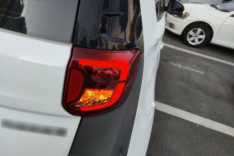 Used Chery Little Ant 2022 Restyled Version Sweet Pink Edition Half-Sugar Version 30.6 kWh 30 kW 301 km