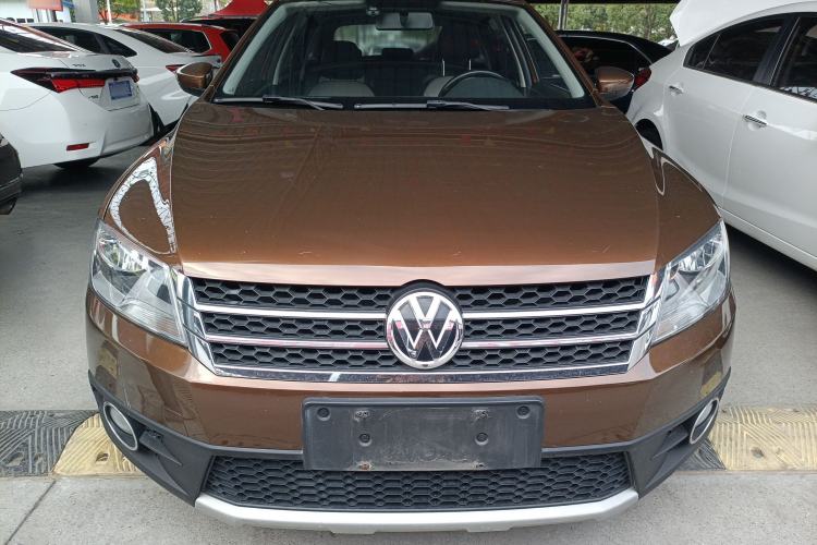 Used Volkswagen Cross Lavida 2014 1.4TSI DSG