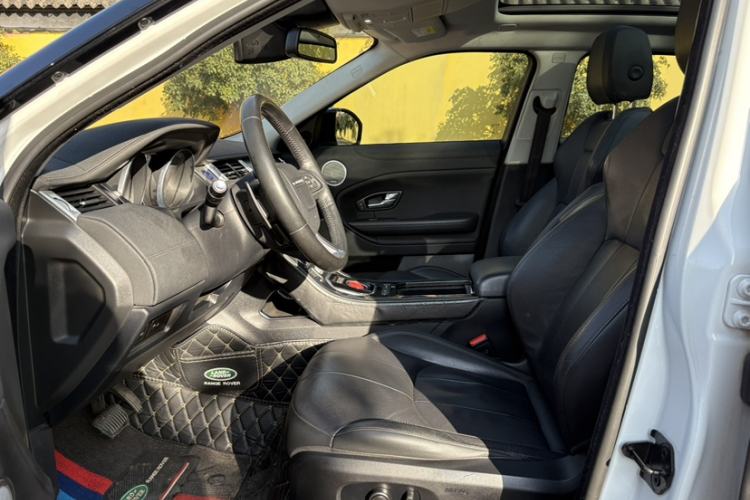 Used Land Rover Range Rover Evoque 2018 240 PS SE Smart Brilliance Edition