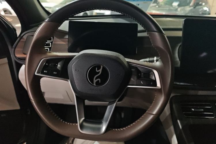 Used BYD Qin PLUS 2023 Champion Edition DM-i 55KM Leading Model
