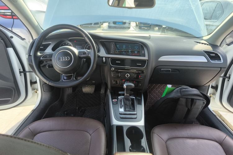 Used Audi A4L 2015 35 TFSI Automatic Standard Model
