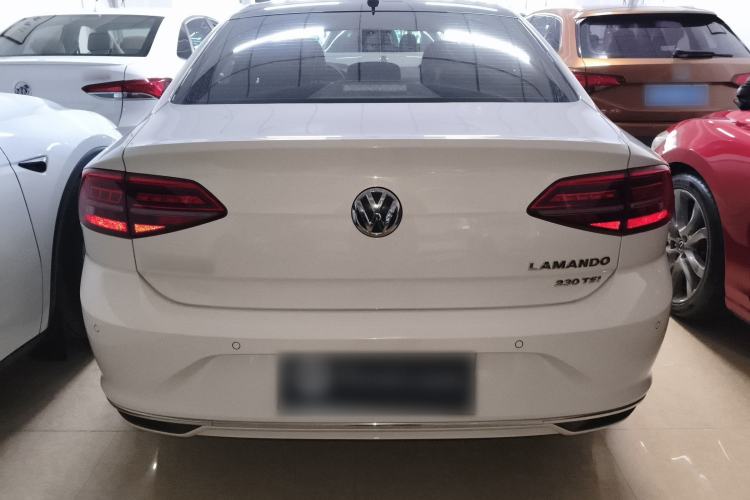 Used Volkswagen Lamando 2019 230TSI DSG Fashion Edition China VI
