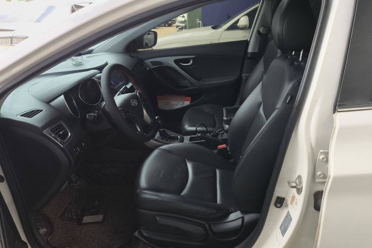Used Hyundai Elantra 2015 1.6L Automatic Luxury Model