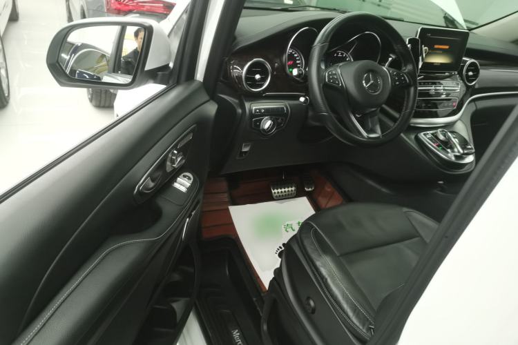 Used Mercedes-Benz V-Class 2017 V 260 Prestige Edition
