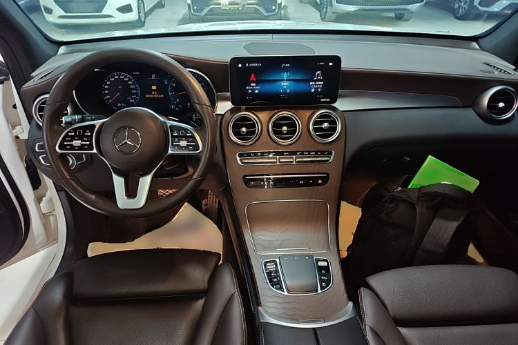 Used Mercedes-Benz GLC 2020 Facelift GLC 260 L 4MATIC Luxury Edition