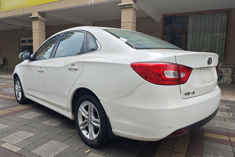 Used Bestune B30 2016 1.6L manual Comfort trim level
