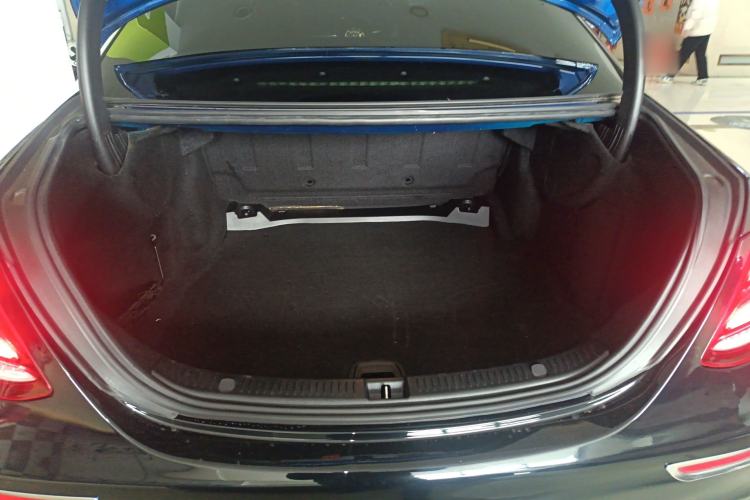 Used Mercedes-Benz E-Class 2016 E 200 L Sport Edition
