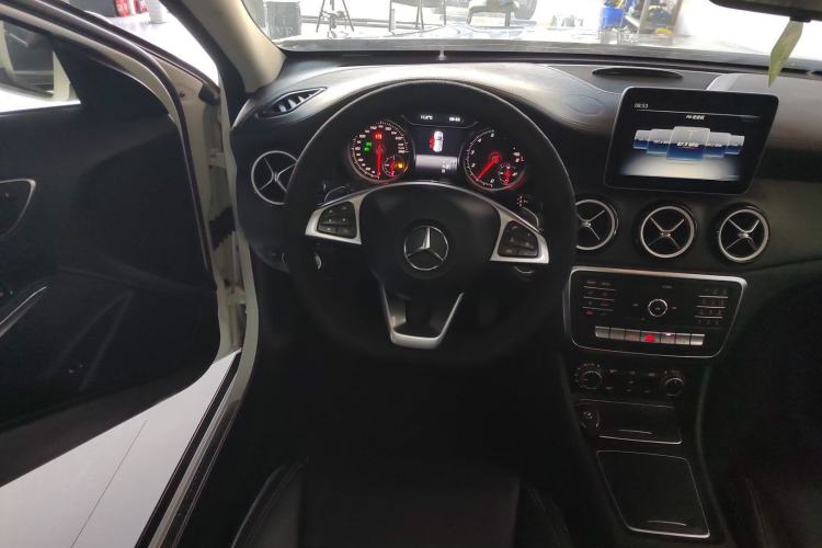 Used Mercedes-Benz GLA 2019 GLA 200 Fashion Model
