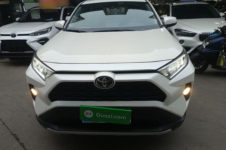 Used Toyota RAV4 2020 2.0L CVT Two-Wheel Drive Fashion Edition