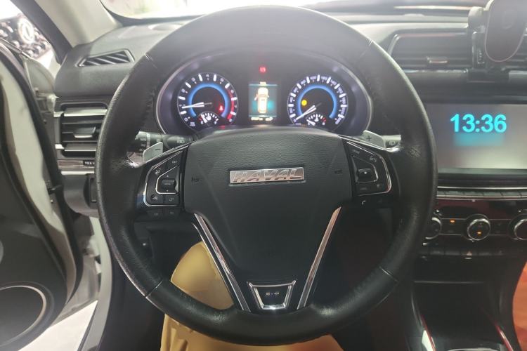 Used Haval H2 2018 Blue-Label 1.5T Dual-Clutch Two-Wheel-Drive Luxury Model
