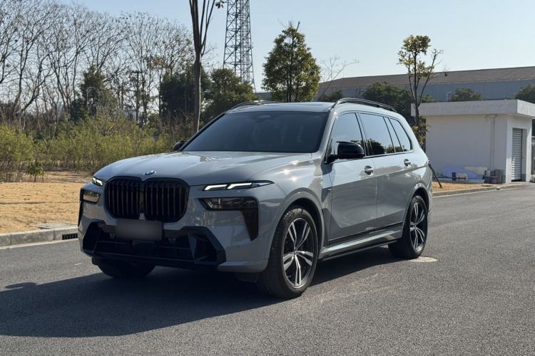 Used BMW X7 2023 xDrive40i Luxury M Sport Package