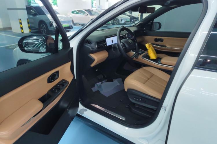 Used Nio ES8 2020 415 km Range 6-Seater Version
