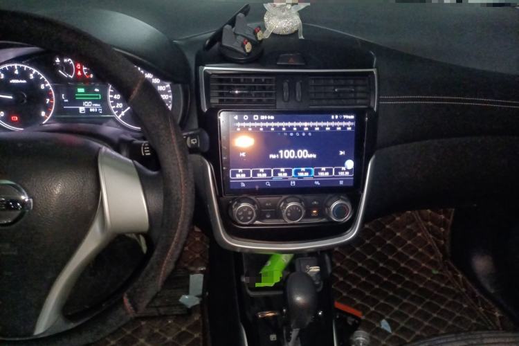 Used Nissan Tiida 2016 1.6L CVT Cool Dynamic Edition