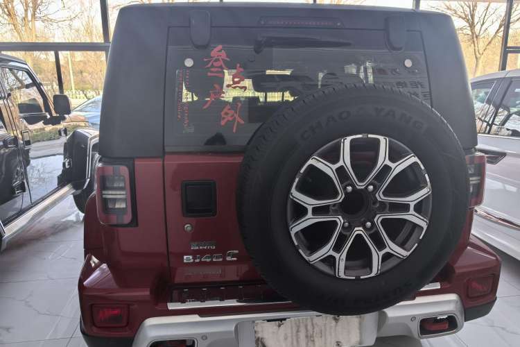 Used Beijing Auto BJ40 2020 2.0T Automatic Four-Wheel Drive Urban Hunter Edition Chivalrous Type