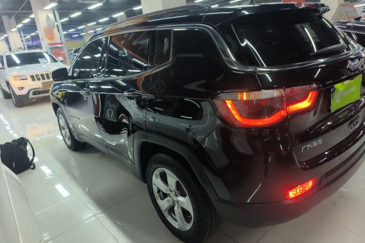 Used  Compass 2017 200T Automatic Family Edition