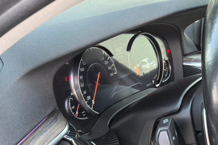 Used BMW 5 Series 2018 530Li Leading Edition Luxury Package
