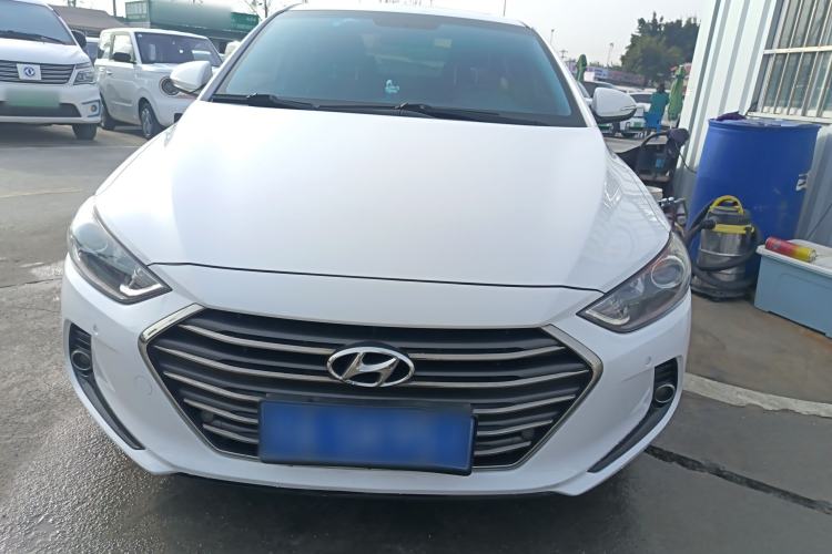 Used Hyundai Elantra 2016 1.6L Automatic ZhiXuan · Luxury Version